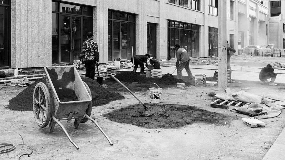 Earthworks — W10